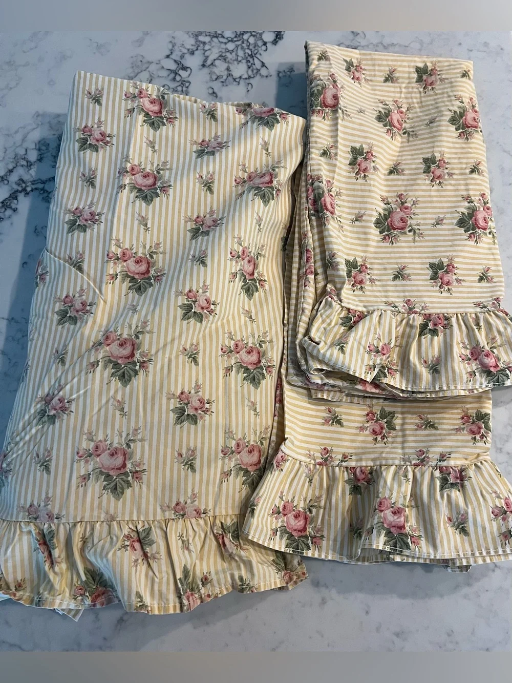 Ralph Lauren Sophie Brooke Queen Flat Sheet 2 Pillowcases Ruffled Yellow Stripe